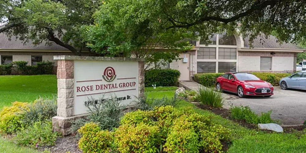 Exterior photo of a dental office in Southwest Austin, Rose Dental Group